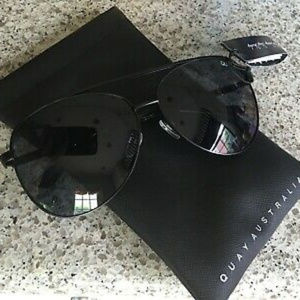 QUAY AUSTRALIA Vivienne in “Black/Smoke”